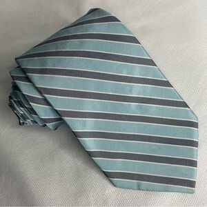 Brooks Brothers Pure Silk Handmade Prep Tie Blue Navy Collegiate Stripe Necktie
